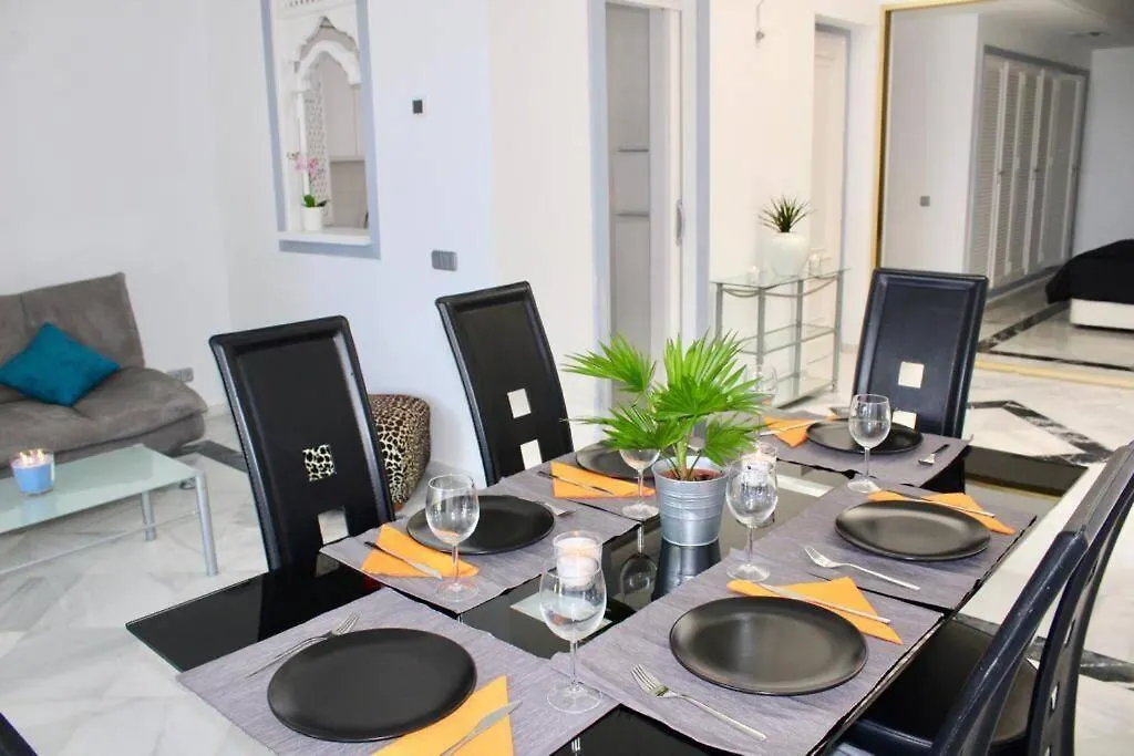 Puerto Banus Luxury Beachfront Apartment D Marbella