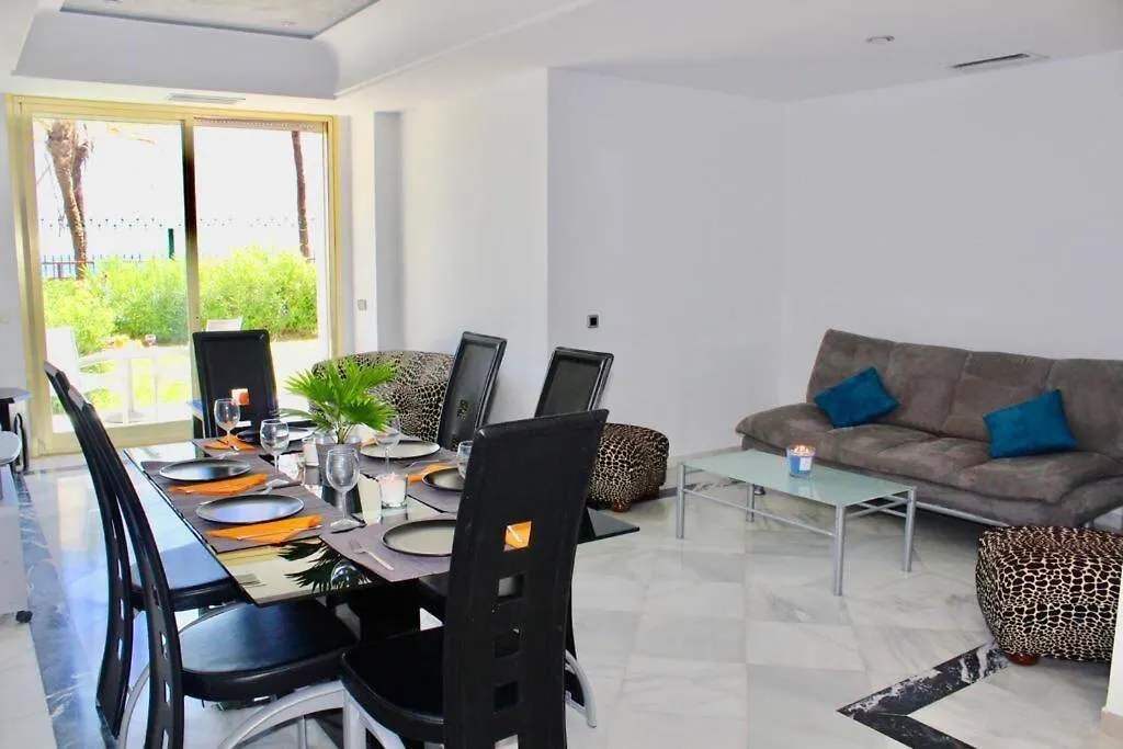 Puerto Banus Luxury Beachfront Apartment D Marbella